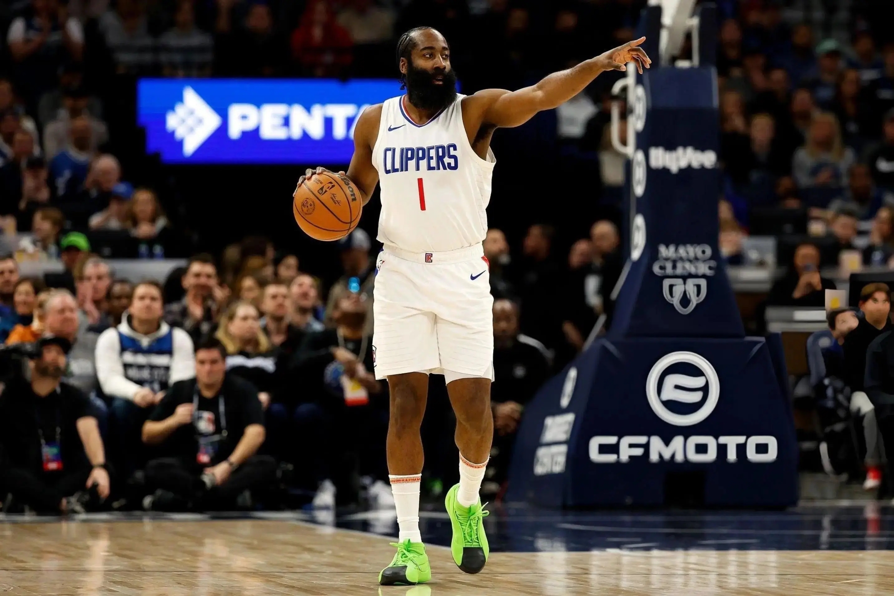关于转折点！犹他爵士遗憾出局，NBA常规赛转会期攻防权衡，震撼外界，年轻球员得到机会的信息