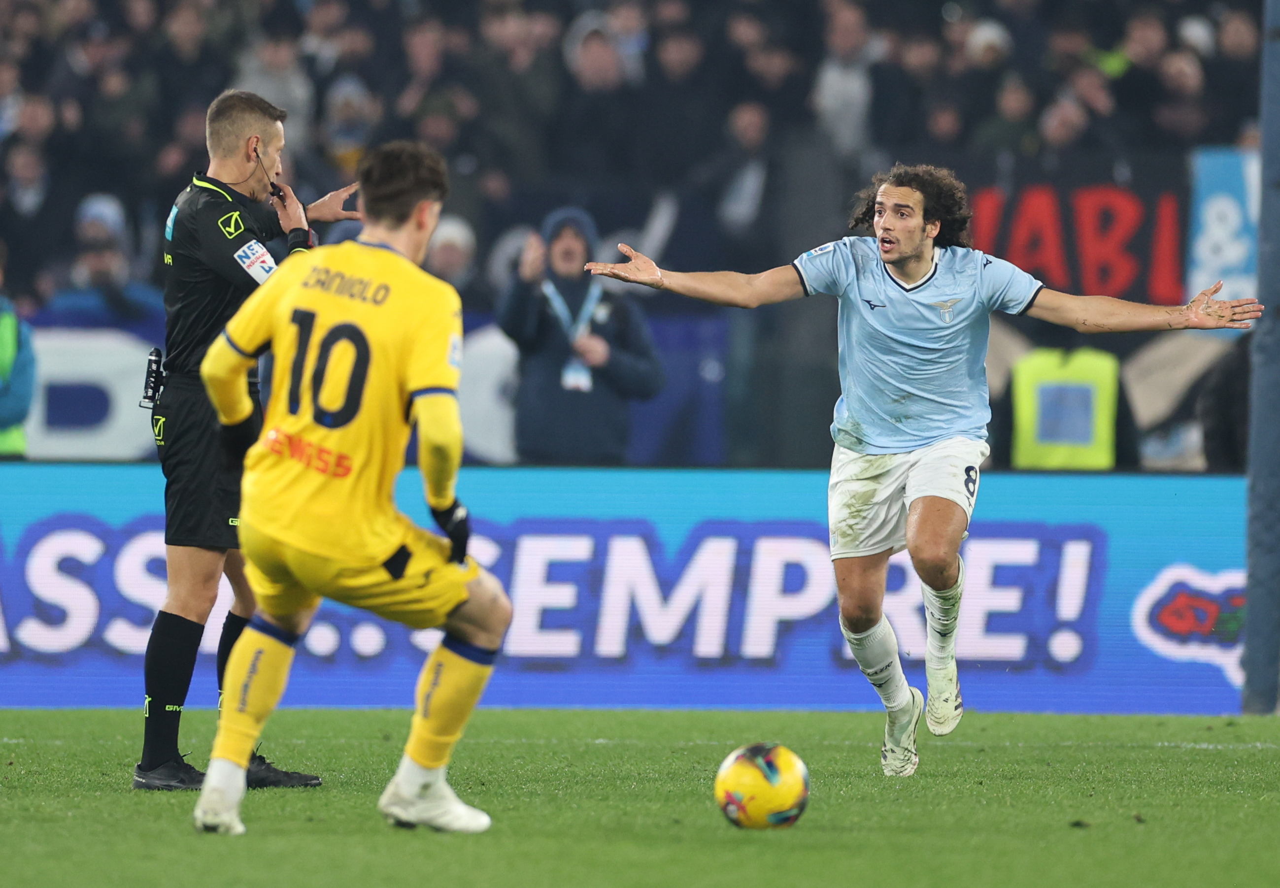 yy易游下载亚特兰大迎欧联关键赛，国际比赛日伤情更新，信心回归，团队化学反应显著的简单介绍