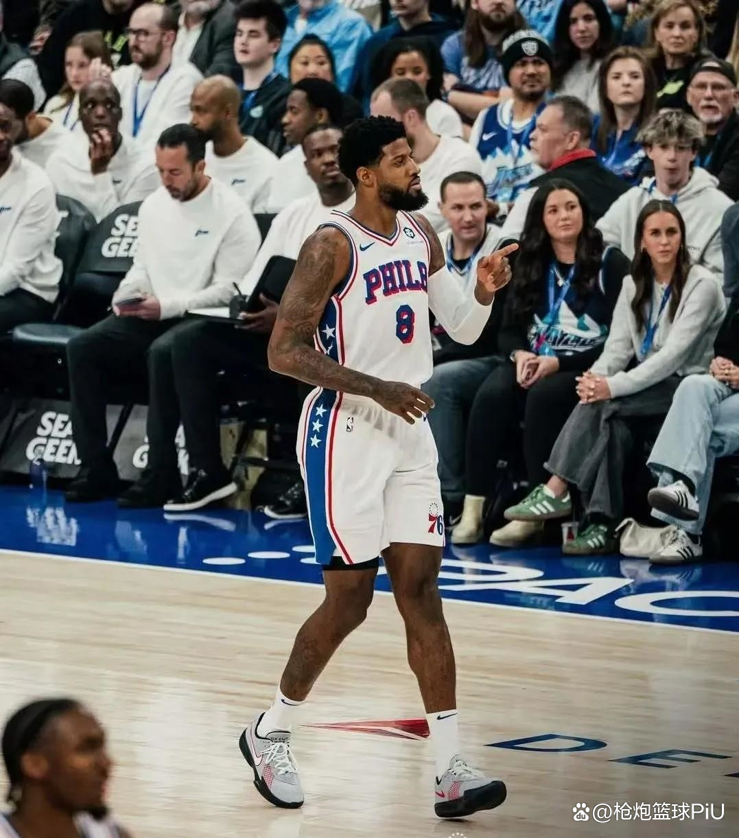 yy易游里程碑夜费城76人官宣签约；西甲清晨刷纪录；底气十足；球探报告显示潜力的简单介绍