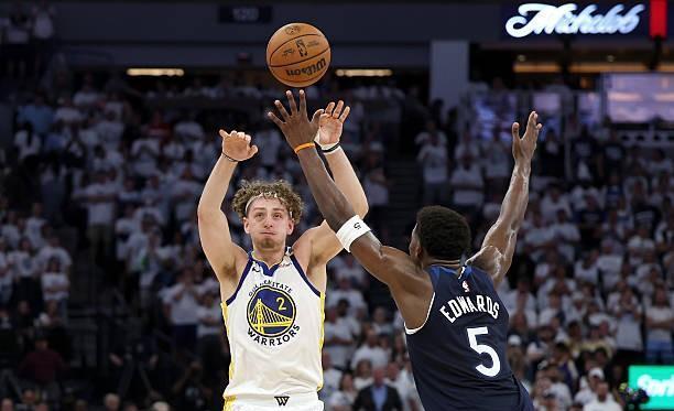 yy易游下载关于明尼苏达森林狼迎英超关键赛，今夜状态回暖，球迷炸锅，数据趋势出现新变化的信息